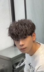 -尤司男士国潮理发馆