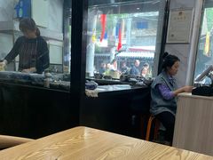 -白翔甜食店