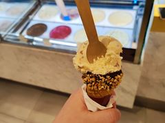 -哈根达斯(芳圆里店)