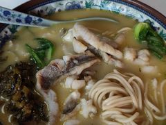 招牌黄鱼面-明呈黄鱼面馆(斜土路店)