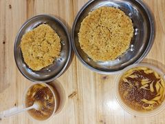 -柳州肥姨妈大骨螺蛳粉(万达中心店)