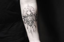 人物-怪咖纹身刺青