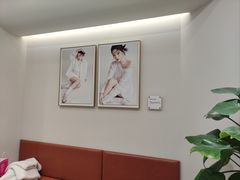 -HIMO海马体照相馆(上海华润CP静安店)