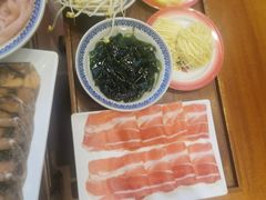 -沸炉重庆老火锅(军事博物馆店)