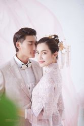 -雪中彩影婚纱摄影·微光艺术中心