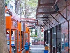 -三亚火车头万人海鲜广场