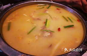 Hot Pot Pig's Trotter and Chicken