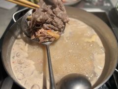 -尚尚仙·酸汤猪手·猪肚鸡火锅(华联万柳购物中心店)