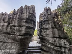 -梭布垭石林景区