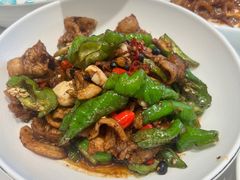 辣椒炒肉-梅飞酒家(名辉豪庭店)