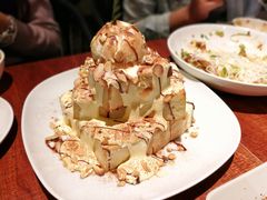 焦糖坚果吐司金字塔-卡朋厨房(289艺术园区店)