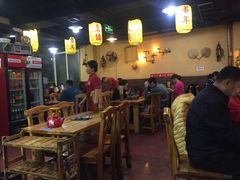 大堂-东镇老火锅(长春路首店)