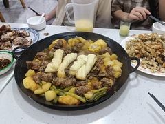 -洪姐川菜东北菜铁锅炖(天生丽街店)