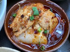 -董哥山城碗碗香(美专校街店)