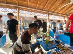 -亲兄弟真人CS团建拓展基地