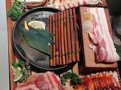 -轻烧烤肉(光谷步行街店)