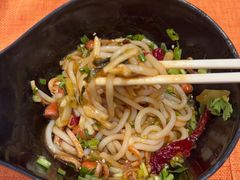 -亚龙湾希尔顿自助餐厅·海鲜·烧烤·沙滩BBQ·现场乐队