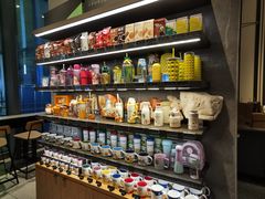 -星巴克(南京南站北夹层店)