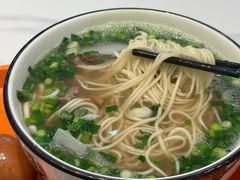 -德元兰州纯汤牛肉面(深圳首店)