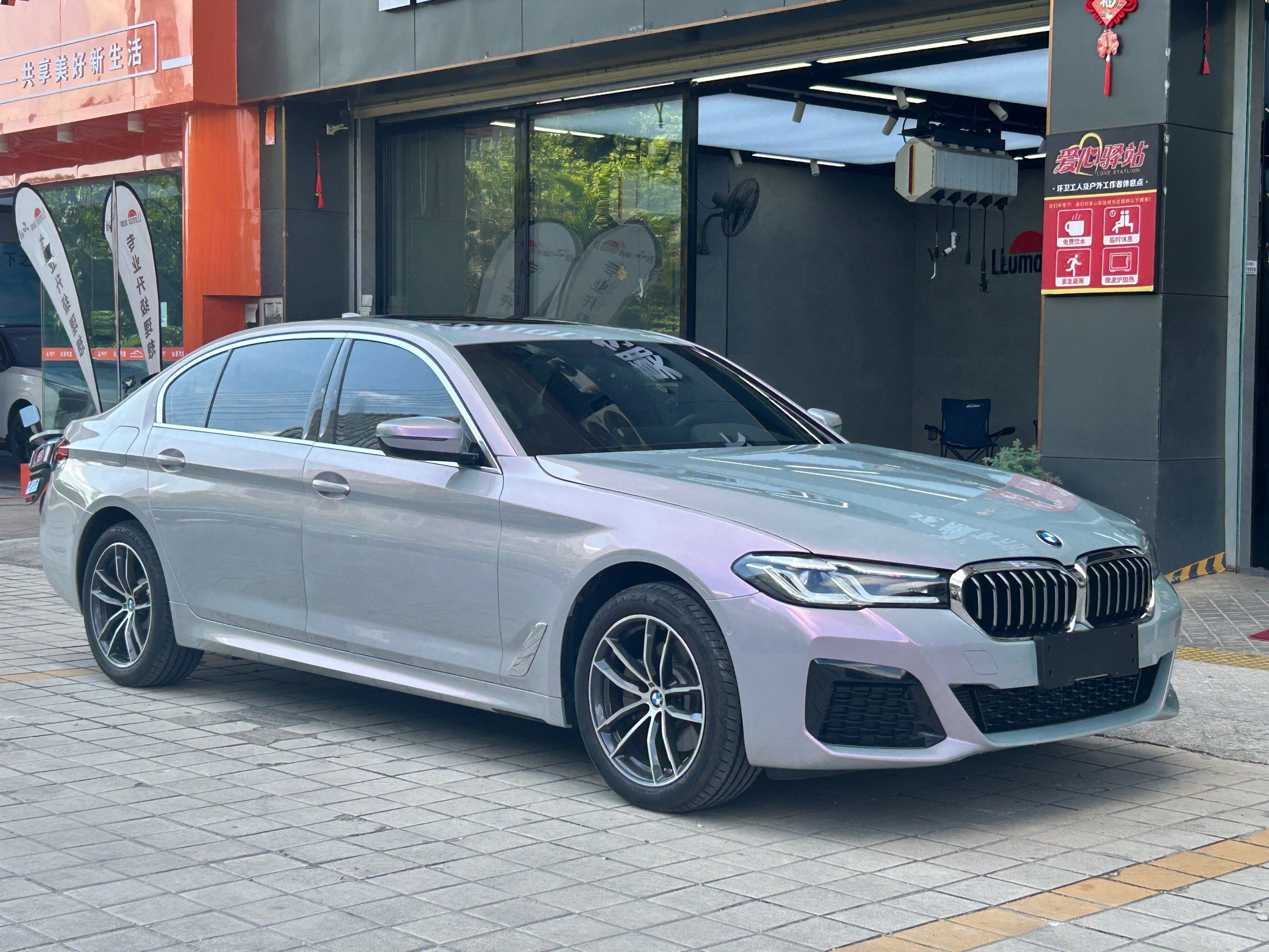 让爱车焕然一新
🌈颜色:梦幻灰改色膜
🌟