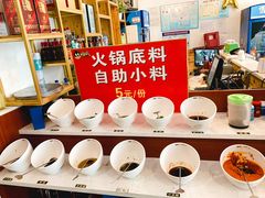 -张大师鸭爪爪特色干锅(南湖店)