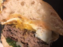 -HIGH FIVE哈福手工汉堡(桂林路店)