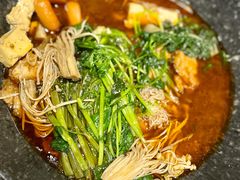 -万记麻辣烫国展总店