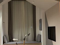 -上海虹桥中心爱琴海亚朵S酒店