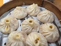 -馋三尺蟹粉小笼(人民广场店)