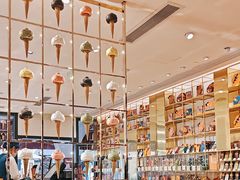 -VENCHI 闻绮(上海佛罗伦萨小镇店)
