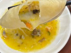 蟹粉汤包-殷记大酒店