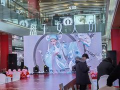 -杭州西湖银泰百货