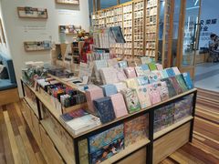 -猫的天空之城概念书店(印象城购物中心店)