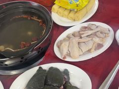 -花苑美食横琴生蚝火锅(拱北粤华路店)