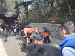 -灵岩山风景区