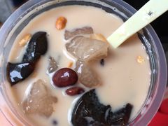 -八婆婆烧仙草(中山路店)