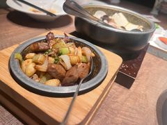 青花椒圆葱牛肉粒-芳满庭·江浙小馆(1912店)