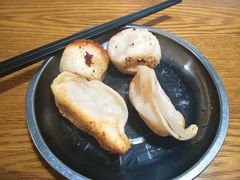 -黄阿姨锅贴大王(万航渡路店)