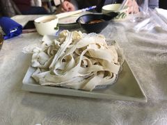 -羊家胡同·龙虾烧烤火锅(龙汇路店)