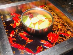 -二荆条·蜀鲜汇城市森林火锅