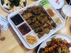 肘子酥-肘子酥·天津菜·特色捞面(德云社店)