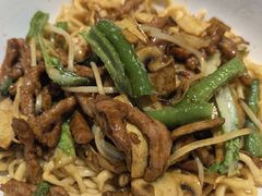 生爆牛肉面-寻裕记·现炒浇头面(人民广场店)