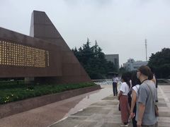 -上海市龙华烈士陵园