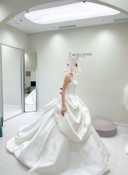 点击看大图 -Bridal Queen·婚纱女皇