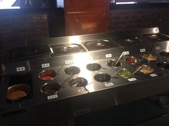 自助调料区-義聚德·清真铜锅涮羊肉·烧烤(河东店)