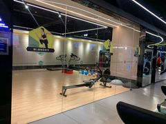 -懒人Club健身(卓越时代广场店)