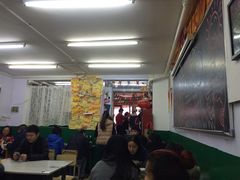 大堂-做了不起的80后