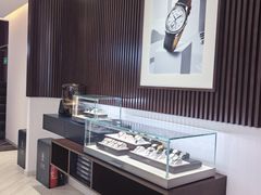 -亨得利钟表商店