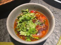 -三出山火锅(南京万象天地店)