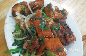 Pan-fried Fish Bones